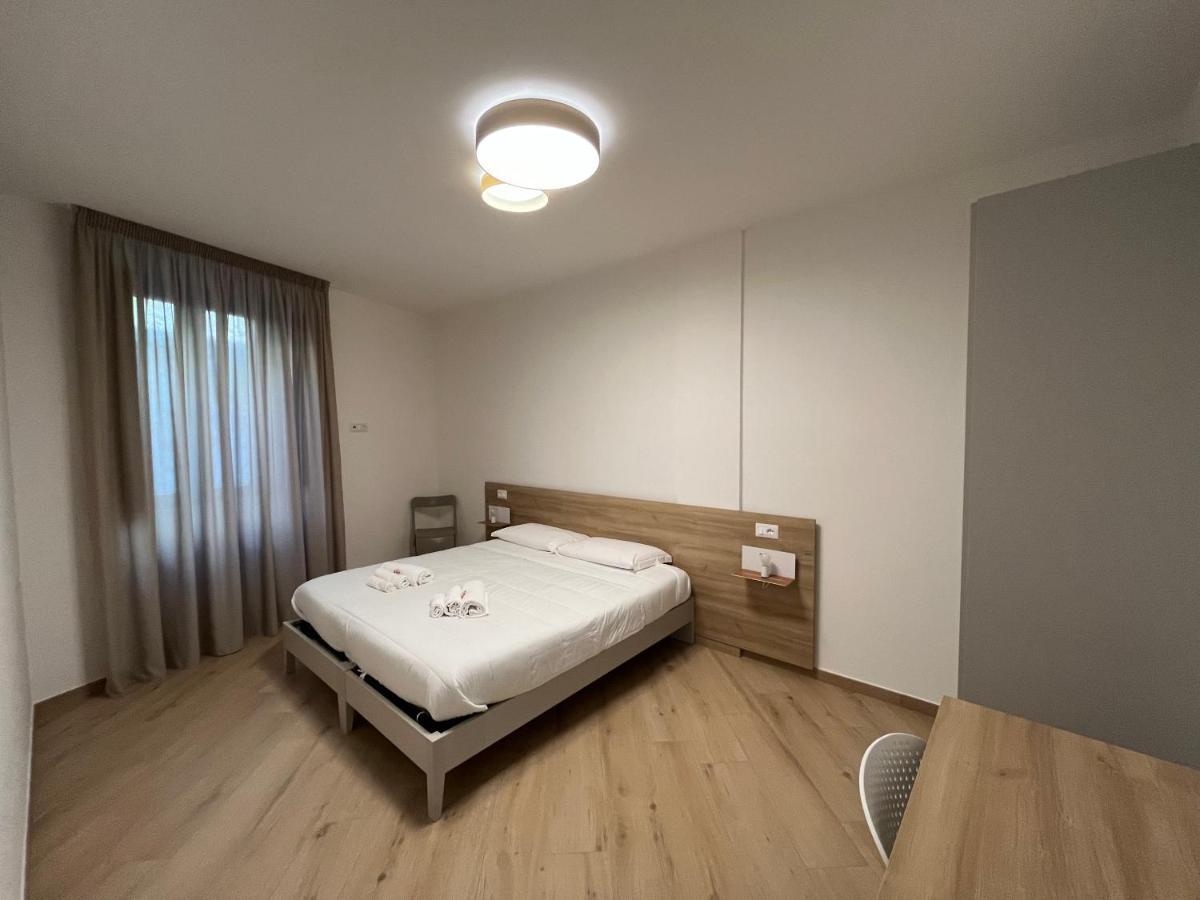 Residenza Sant'Angelo - Bike&Trekking House Apartment ปิเอตราเปอร์โตซา ภายนอก รูปภาพ